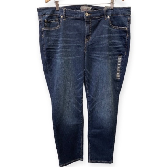 Torrid 20 NWT Boyfriend Straight Jeans Mid Rise Womens Stretch New With Tags - Picture 3 of 16